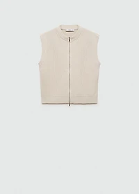 Knitted vest with zip