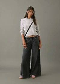 Wide leg jeans with seam detail