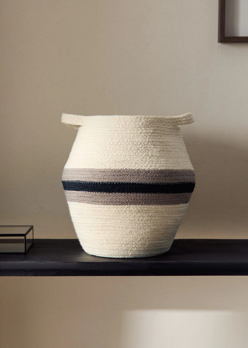 Medium jute basket with stripes