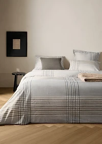 200-thread count percale cotton checked-print duvet cover for 53.15 bed