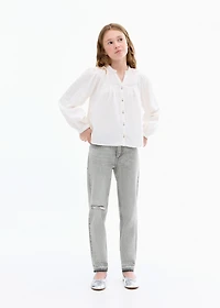 Mom fit decorative rips jeans