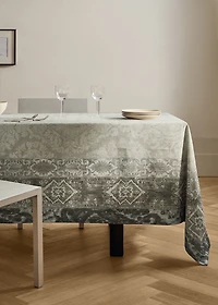 Damask-print cotton tablecloth for 8 to 10 diners