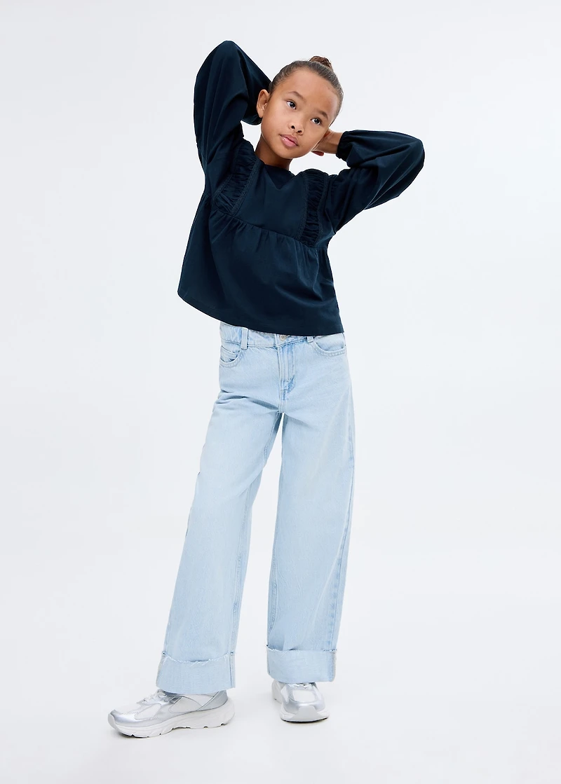 T-shirt with gathered details