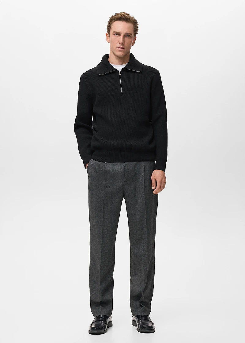 Knitted sweater with zip collar