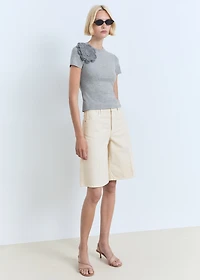 Crochet cotton t-shirt with flower