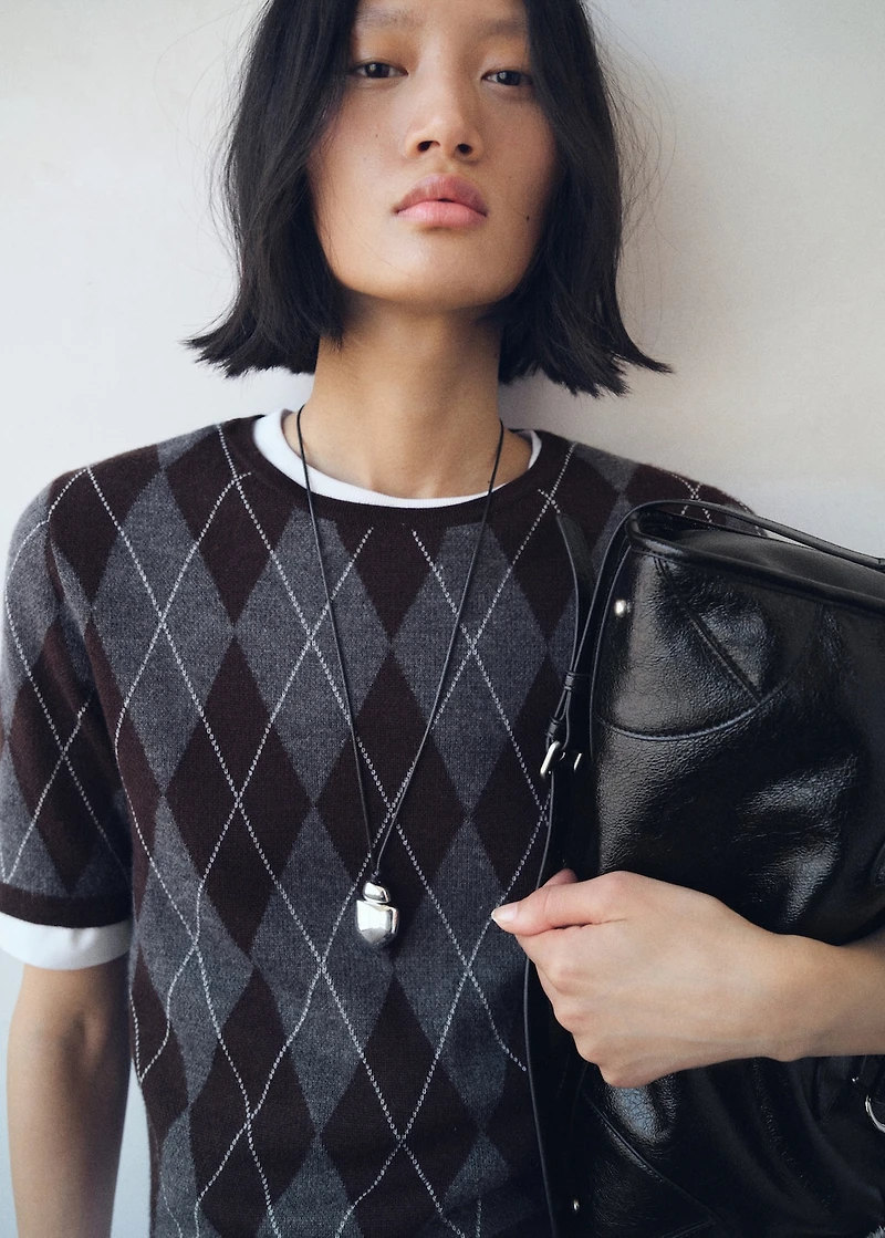 Metal pendant necklace