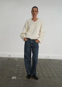 Mid-rise straight jeans