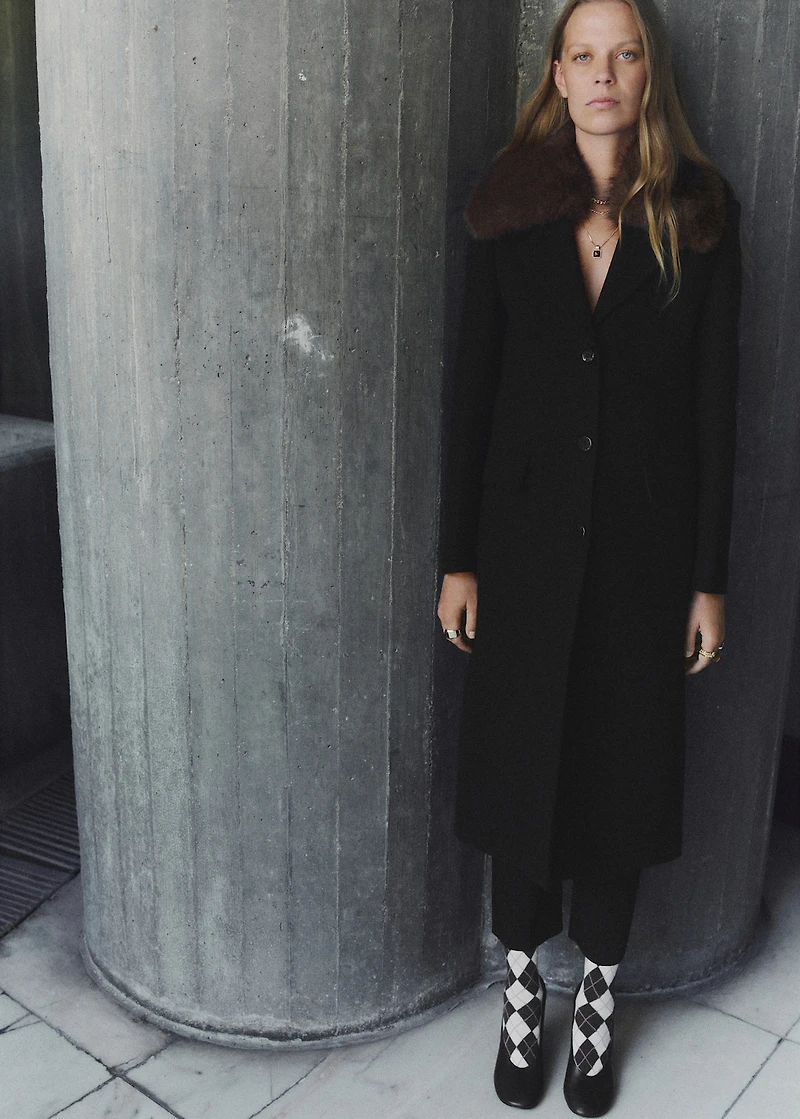 Wool coat with fur collar