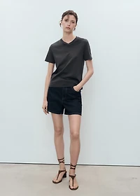 V-neck cotton T-shirt