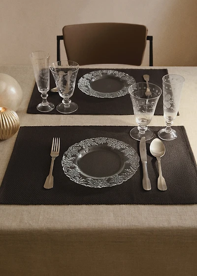 cotton placemat made from piqué-textured fabric