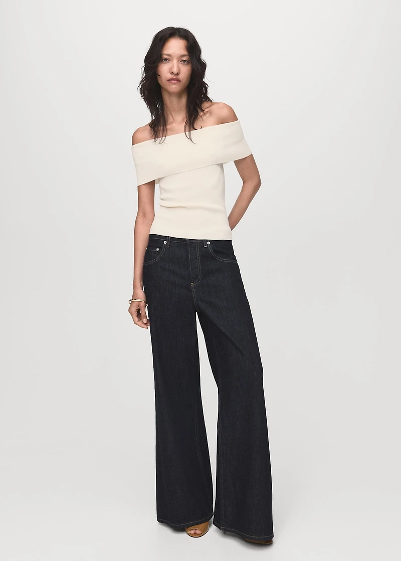 Strapless knitted top