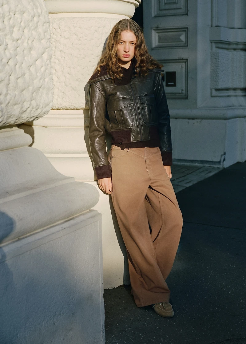 Wide-leg mid-rise loose-fit jeans