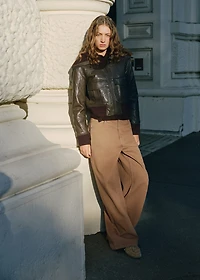 Wide-leg mid-rise loose-fit jeans