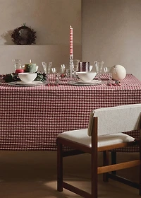 Gingham checked linen tablecloth for 8 to 10 diners