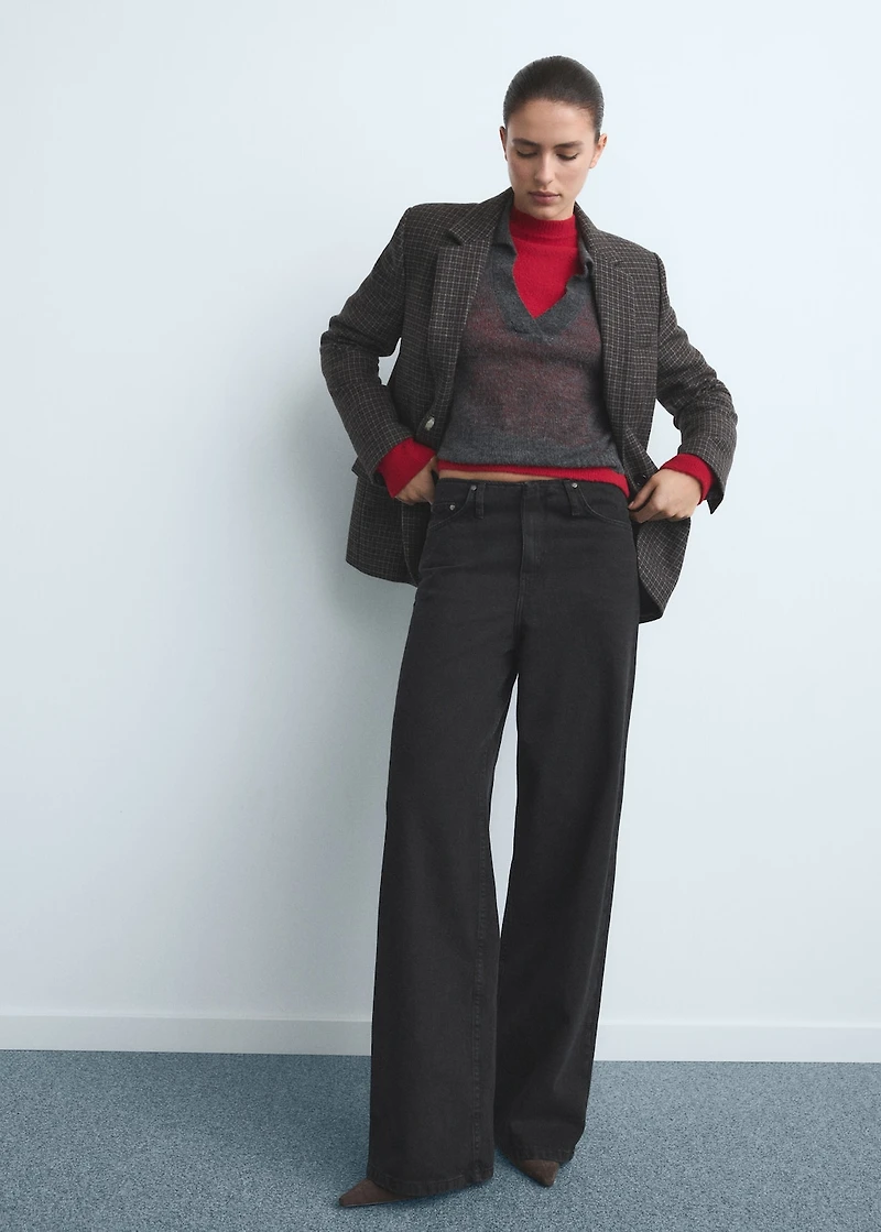 Wide leg mid-rise jeans