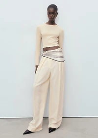 Long-sleeved cropped t-shirt