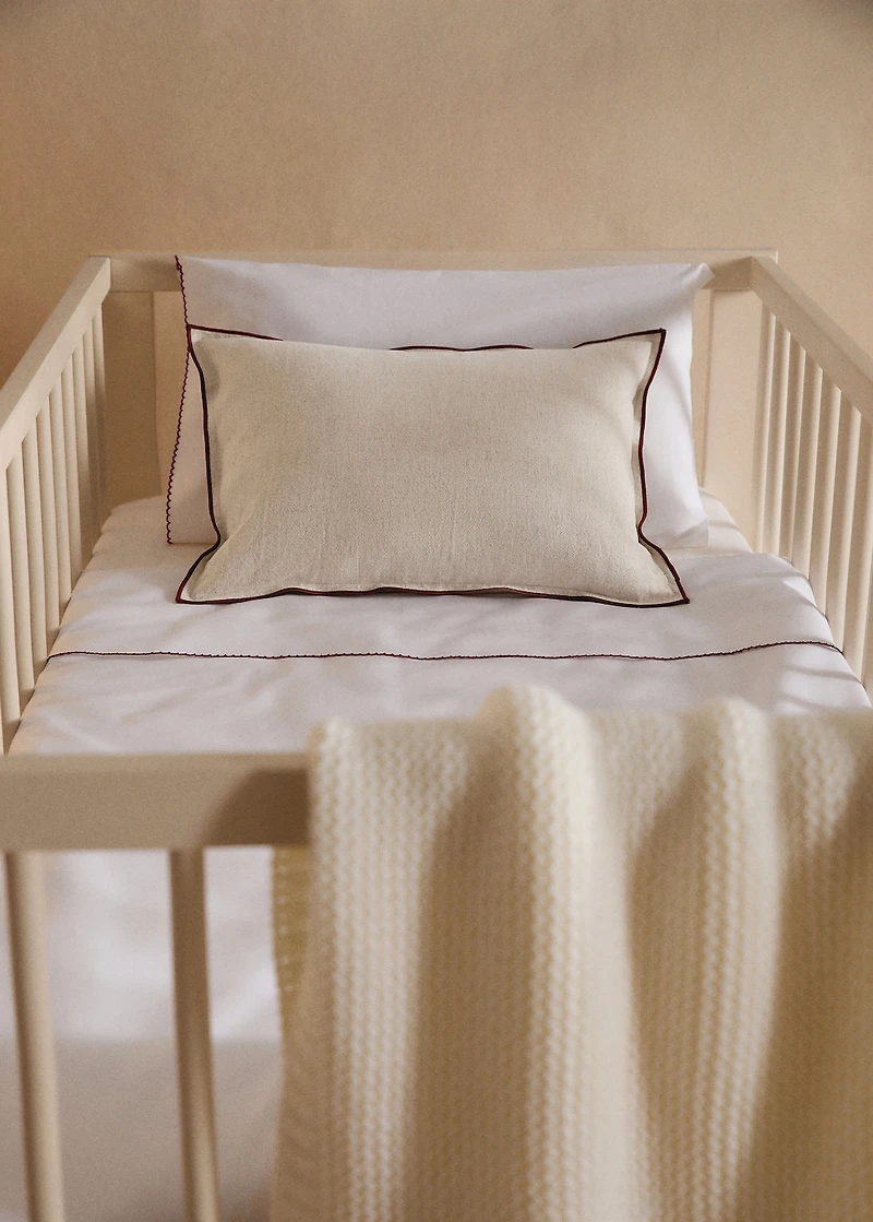 Children's cushion cover with overlock detail 30x40 cm