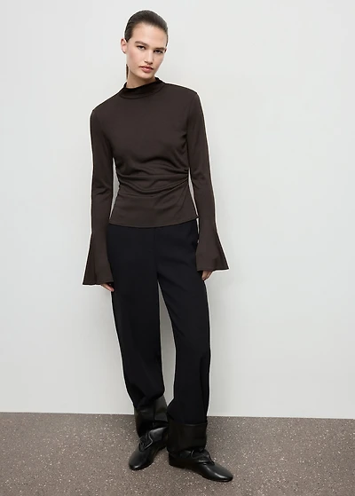Fitted top with flared sleeves