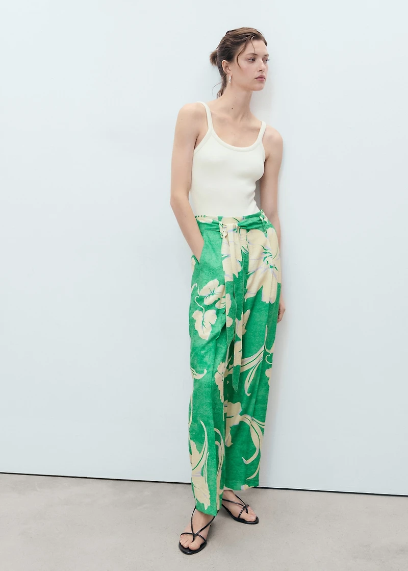 Printed pants with belt
