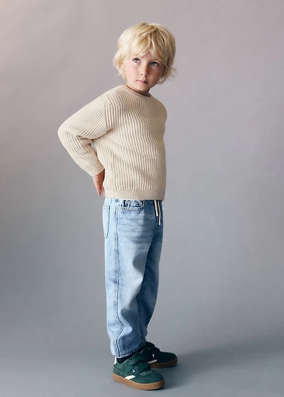 Buttons detail knit sweater