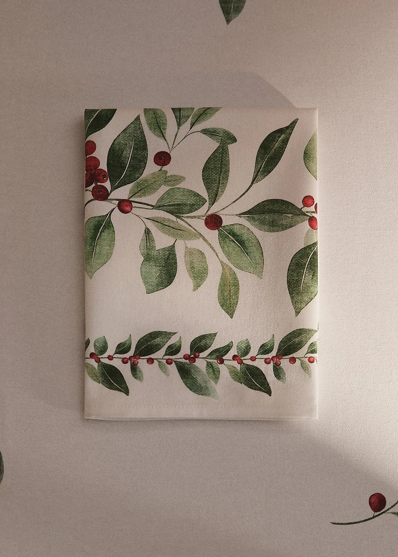 Holly-print cotton napkins