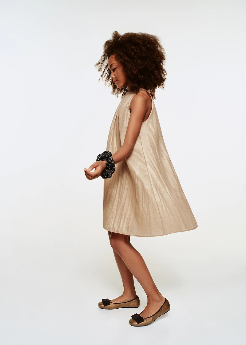 Sparkly scrunchie with rhinestones