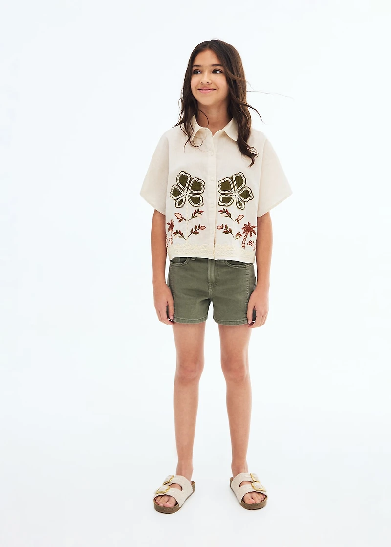 Shorts with stitching detail