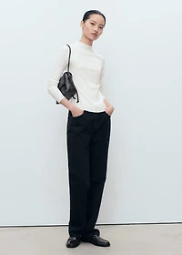 Ribbed t-shirt with scalloped trim