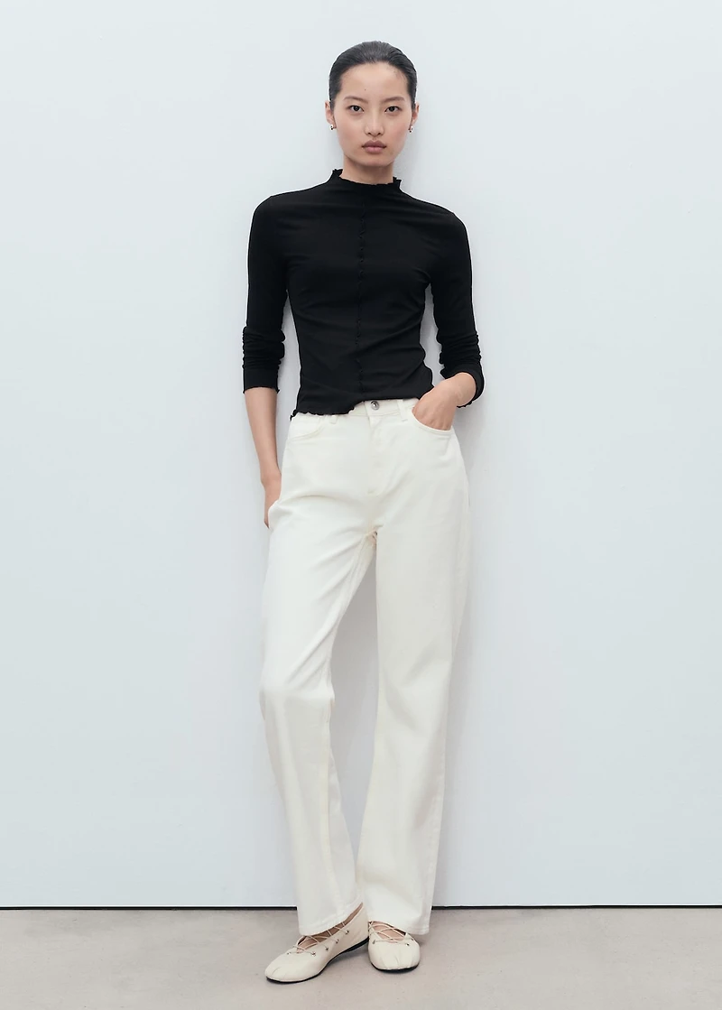 Ribbed t-shirt with scalloped trim