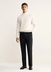 100% wool turtleneck sweater