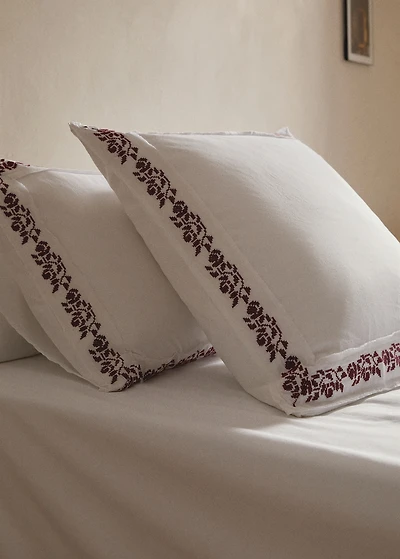 300-thread count satin cotton pillowcase with cross-stitch embroidery 23.62x23.62