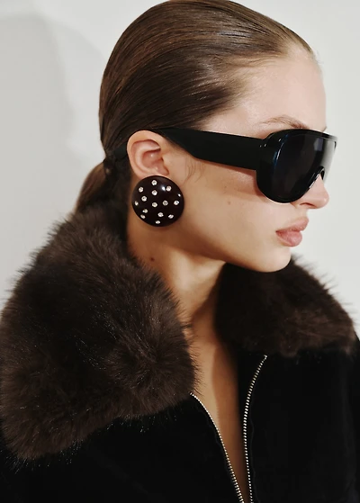 Round crystal appliqué earrings