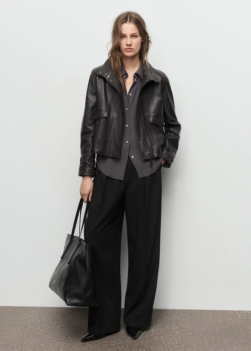 Wide-leg mid-rise pleated pants