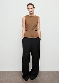 Fitted top with wide straps