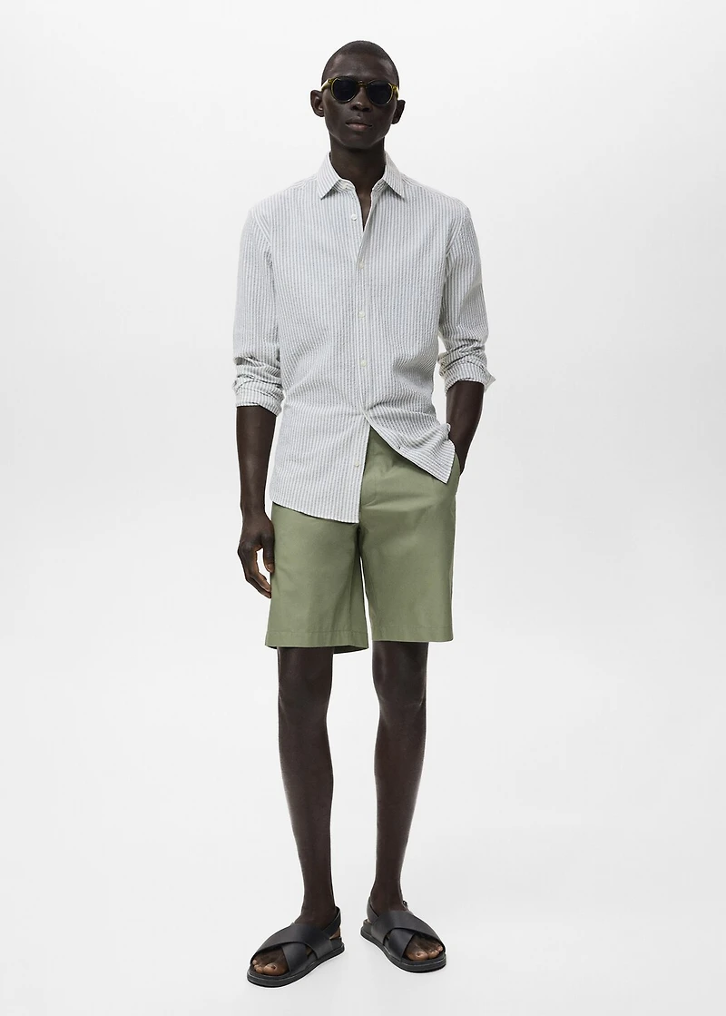 Cotton bermuda shorts with an interior elastic strip