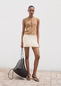 Fine-knit vest with buttons