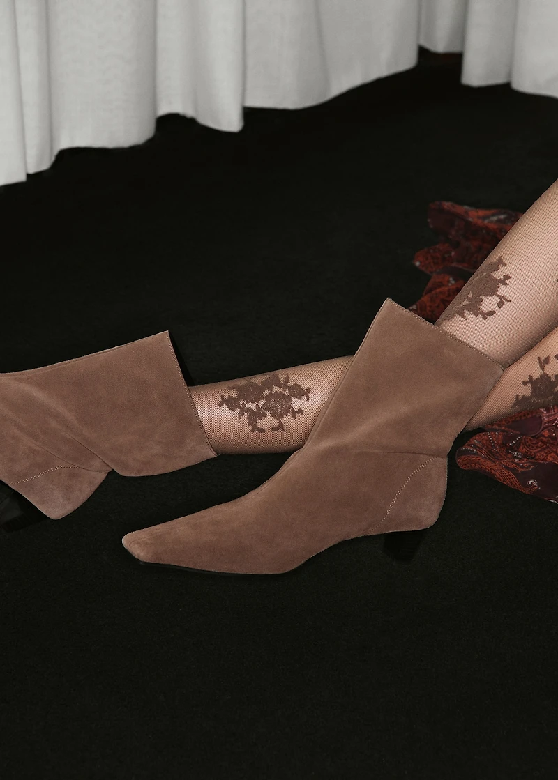Suede leather ankle boots