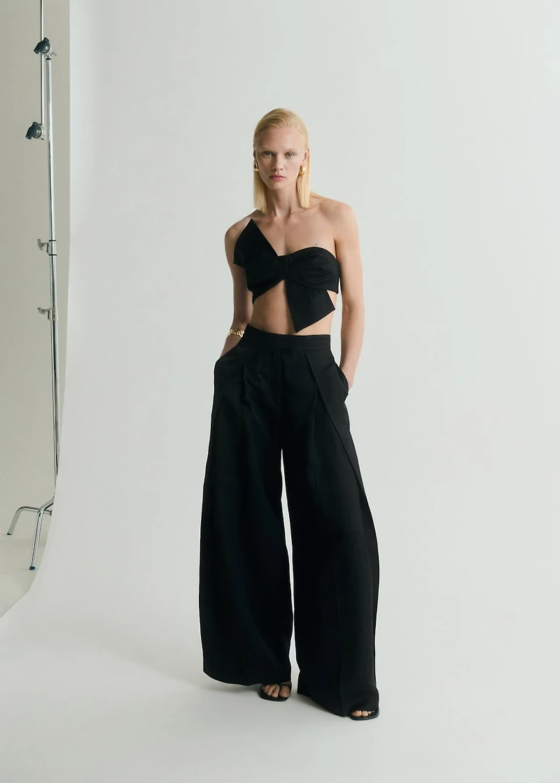 Wide leg pleated pants