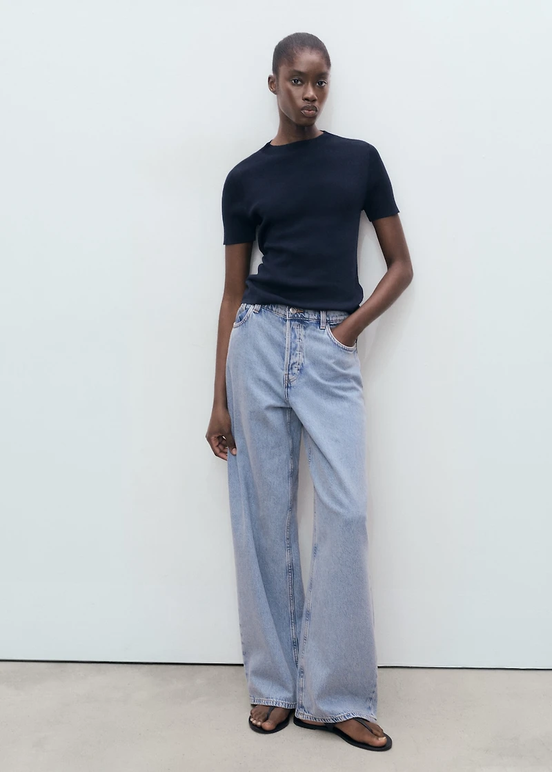 Short-sleeved fine-knit sweater