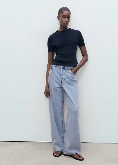 Short-sleeved fine-knit sweater