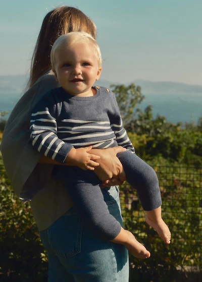 Ribbed knitted leggings