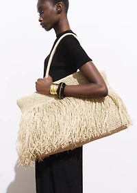 Natural fiber shopper bag with tassels
