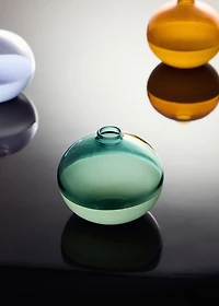 Borosilicate bud vase