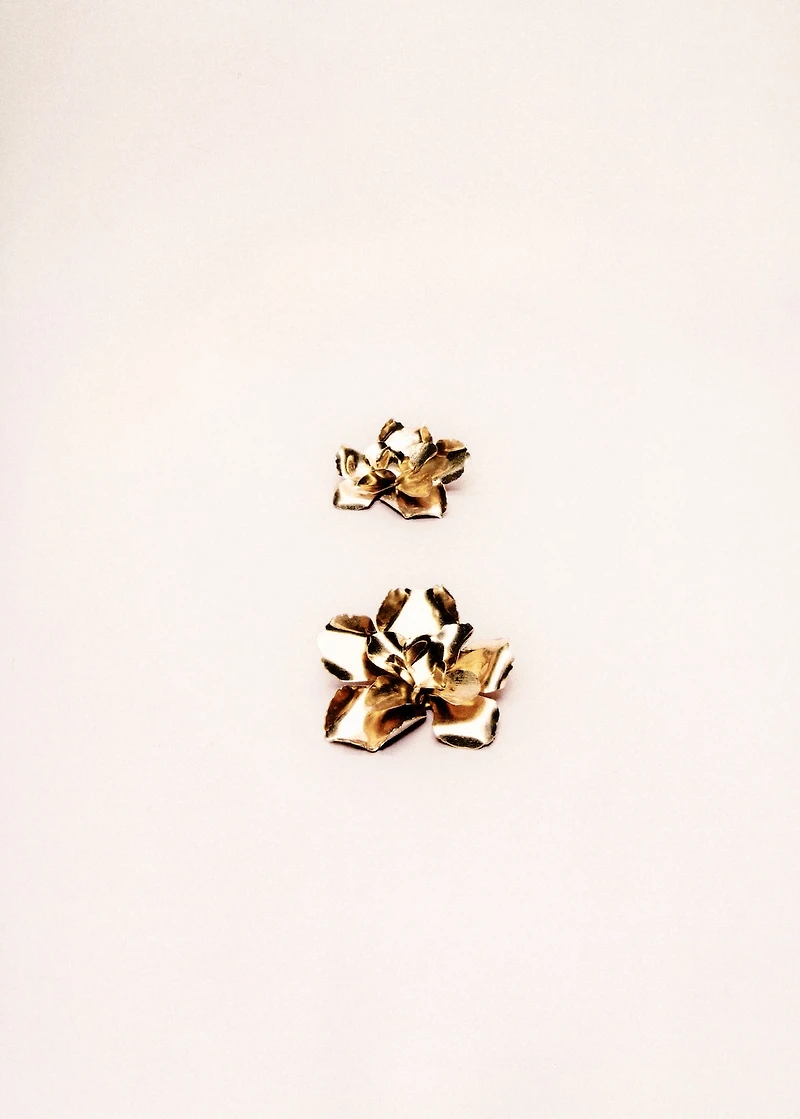 Flower-design earrings