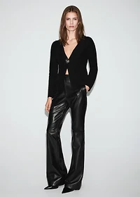 Knitted cardigan with jewel button