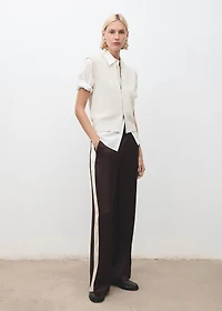 Knitted vest with zip