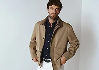 Water-repellent jacket with corduroy collar