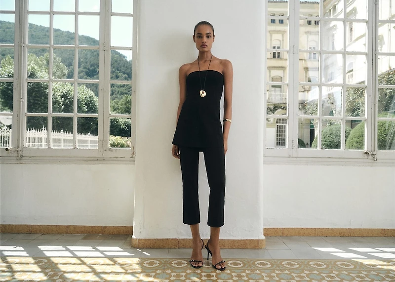 Strapless knitted top