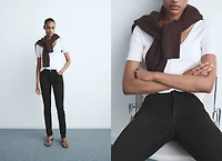 Mid-rise skinny jeans