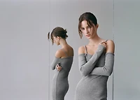 Knitted dress with cut-out